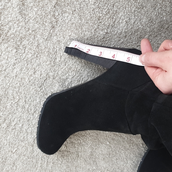 Burberry shoes - Picture 17 of 17